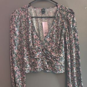 Long Sleeve V-Neck